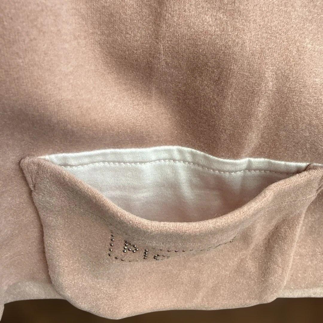 ピッコーネ　ピンク タートルネック 猫のブローチ付き　40 新品、未使用