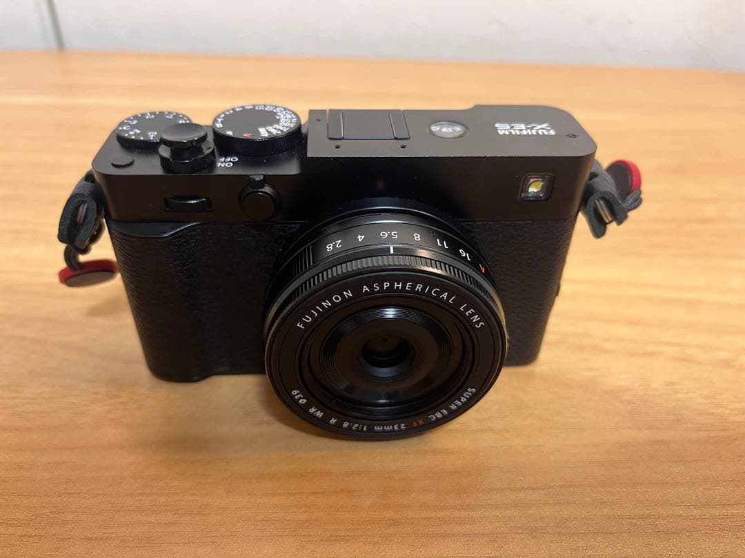 Fujifilm XE5 & XF23MM F2.8 R WR おまけ付き