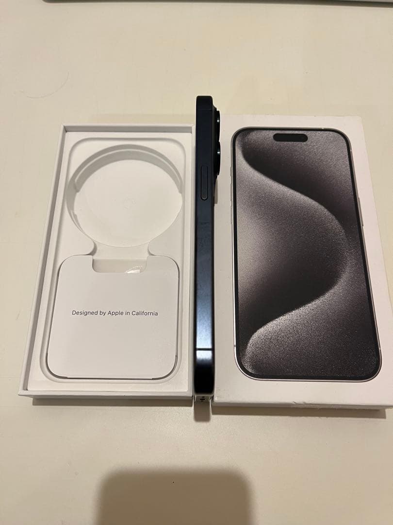 Apple iPhone 15Pro 128GBブルーチタニウム