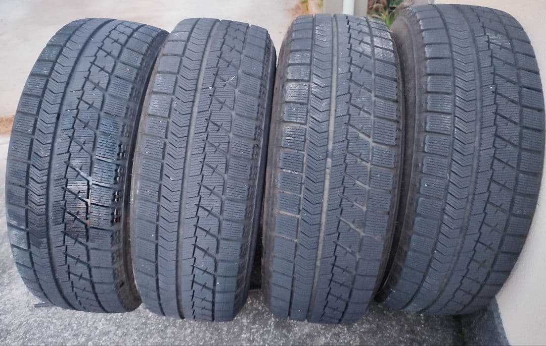 怪*ル様 VW ゴルフ 6 / 7 等 スタッドレス ホイール４本セット195/