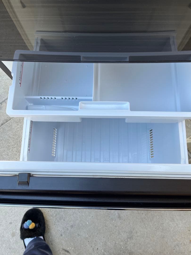 2017年製　三菱　3ドア冷蔵庫 MR-CX37EA 2-BR1 365L