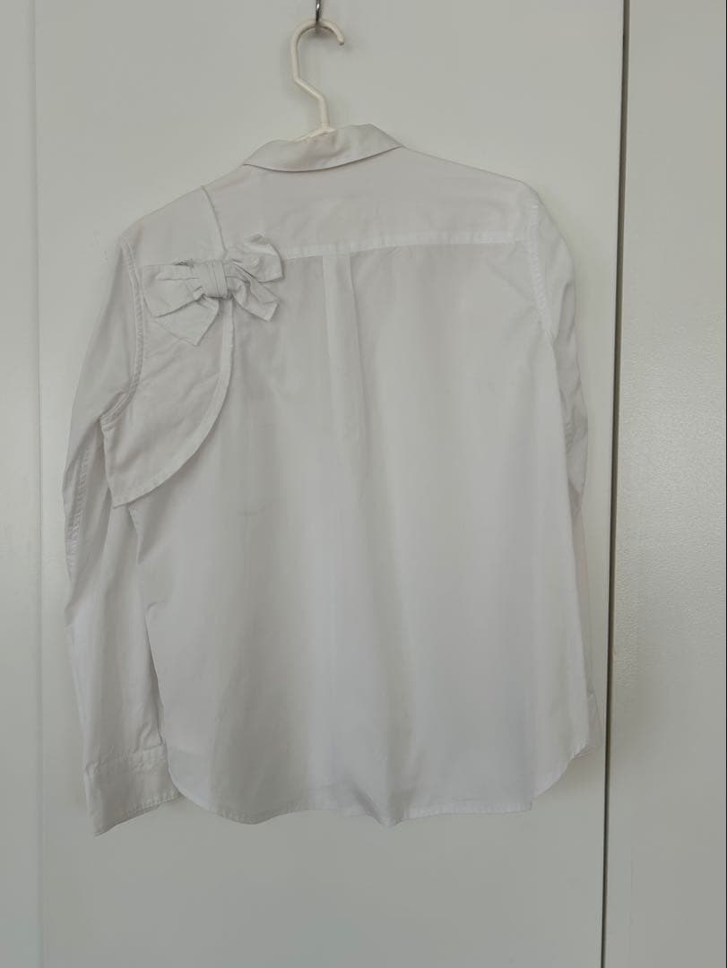 コムデギャルソン　ホワイト長袖リボンシャツ