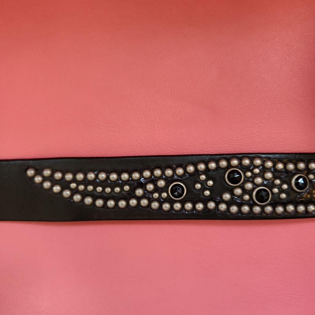 htc スタッズ黒レザーベルト