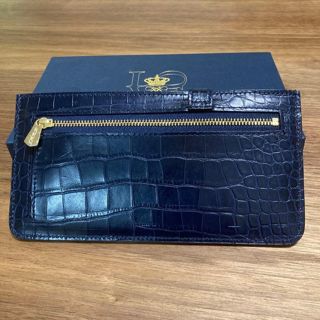 A.D.M.J. クロコダイルレザー 長財布 ネイビー