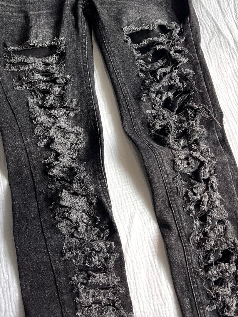 パンツ \"GLAD NEWS\" Destroyed Black Skinny