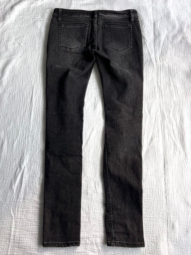 パンツ \"GLAD NEWS\" Destroyed Black Skinny