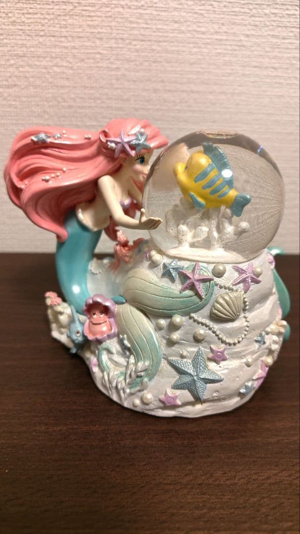 アリエル　スノードームスノーグローブ