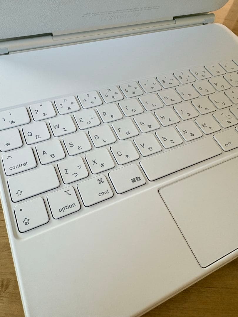 【純正】iPad Magic Keyboard A2261 MJQJ3J/A