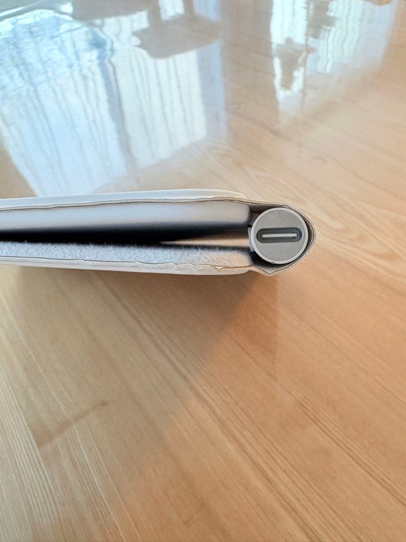 【純正】iPad Magic Keyboard A2261 MJQJ3J/A