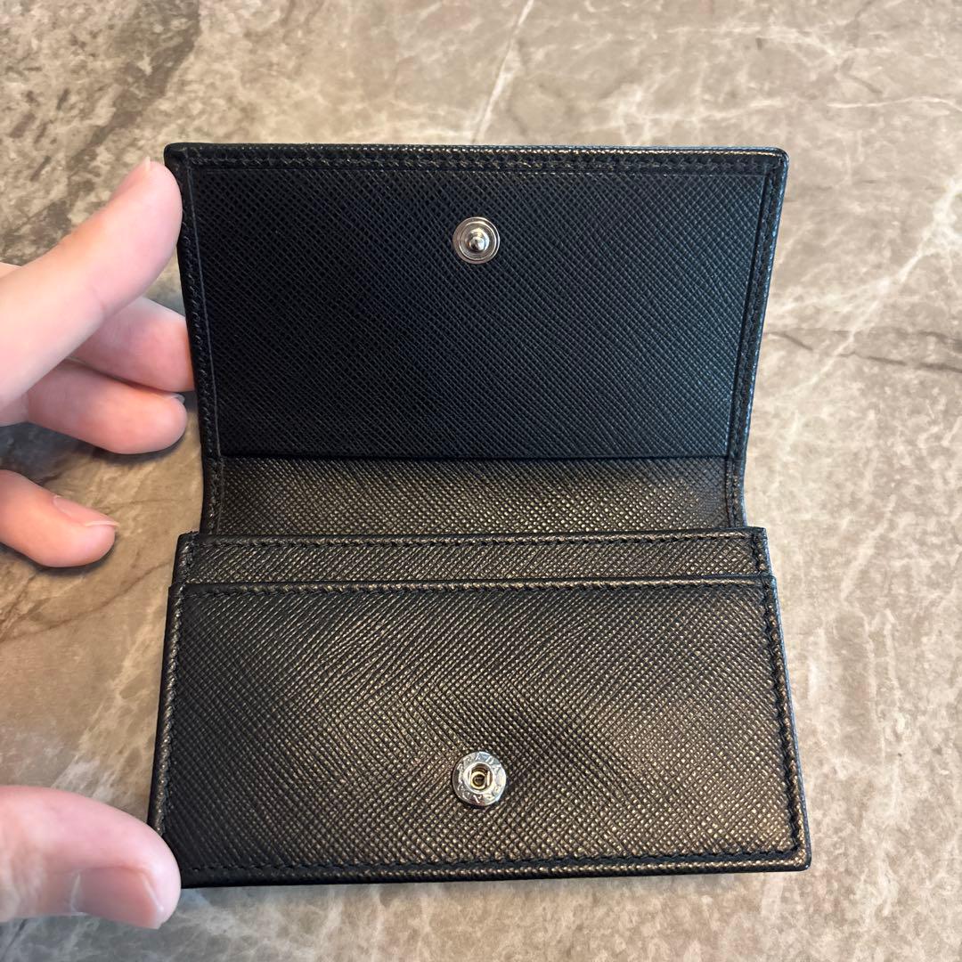 美品プラダ　サフィアーノ　カードホルダー　カードケース　パスケース　名刺入れ