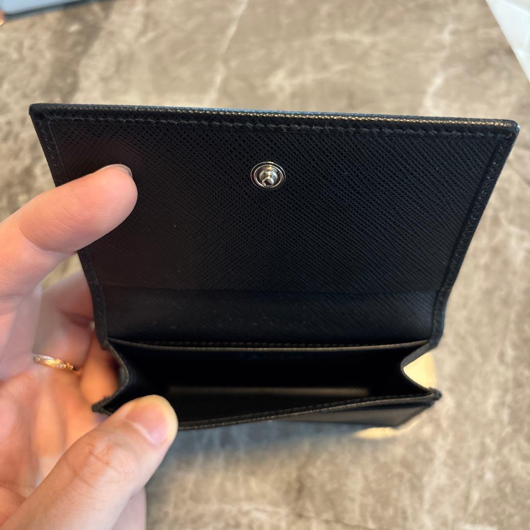 美品プラダ　サフィアーノ　カードホルダー　カードケース　パスケース　名刺入れ