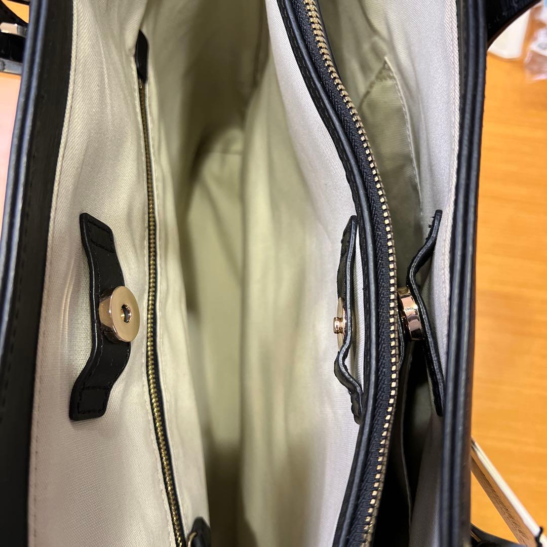 タケオキクチ　黒レザートートバッグ