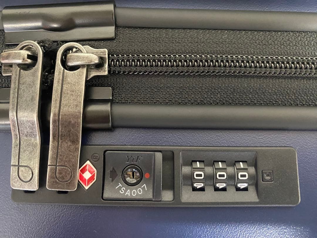 プロテカ⭐︎PROTeCA日本製　軽量拡張★360G4 71Lコズミックネイビー