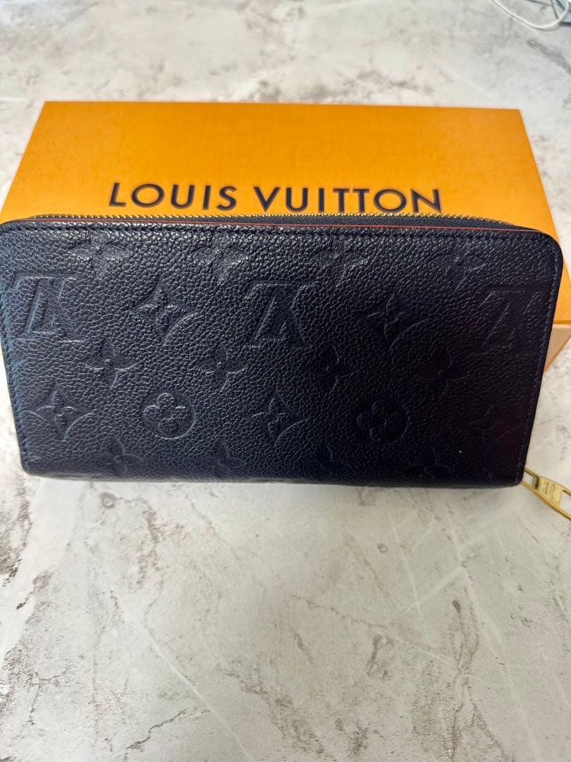 【良品】　LOUIS VUITTON 長財布　正規品　メンズ　レディース　箱付き