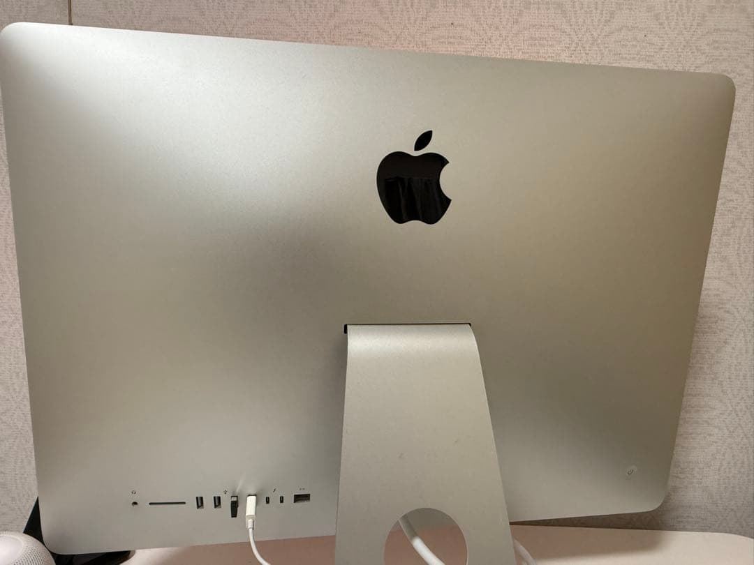 Apple iMac 21.5インチ 2017