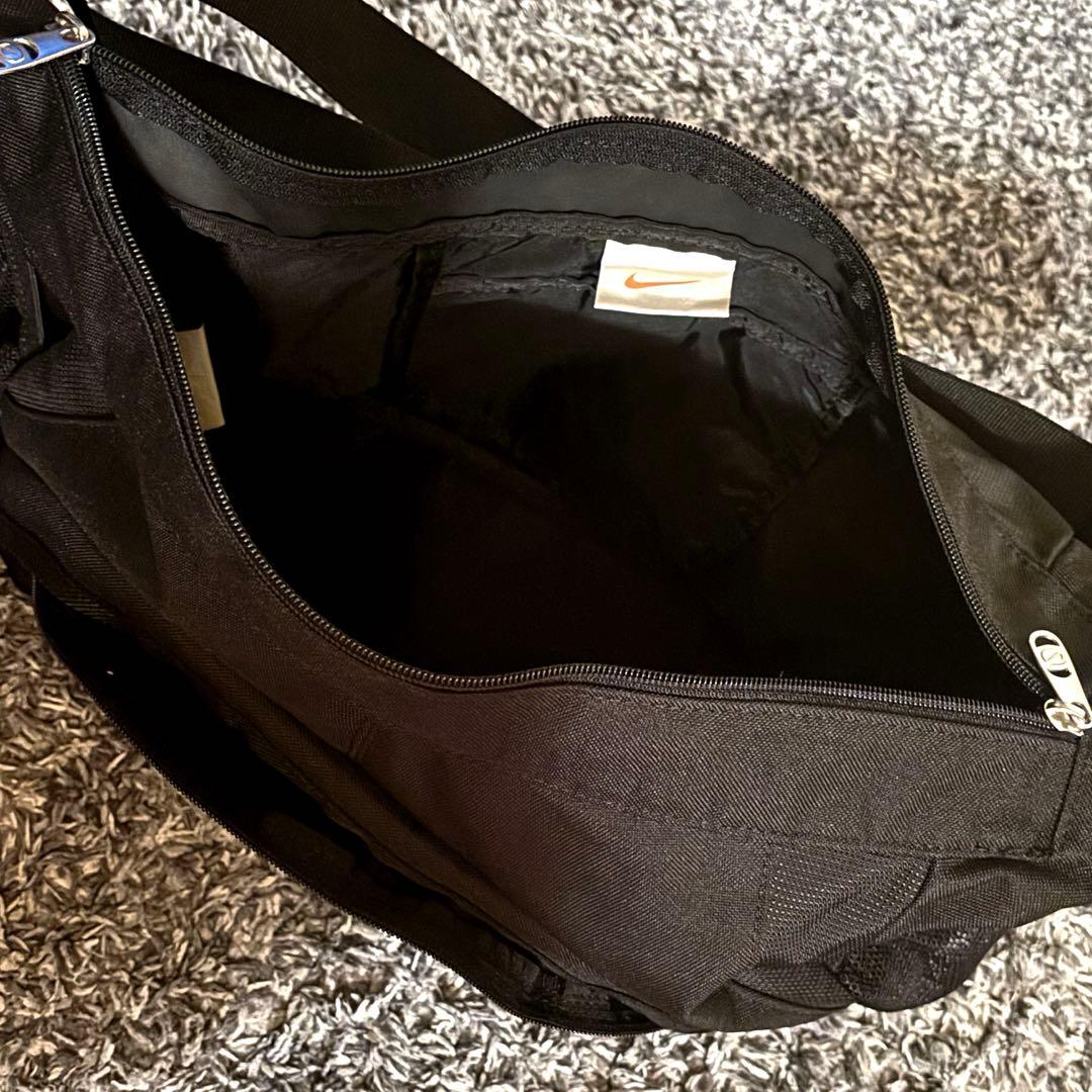 90s NIKE メッセンジャーバッグ　テック系　 archive Y2K