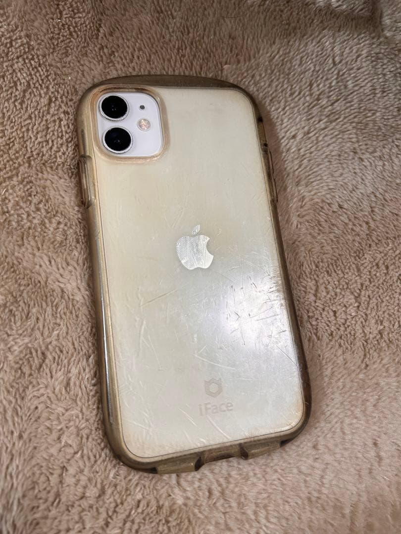 Apple iPhone 11 128GB SIMフリーフィルム・iface付き