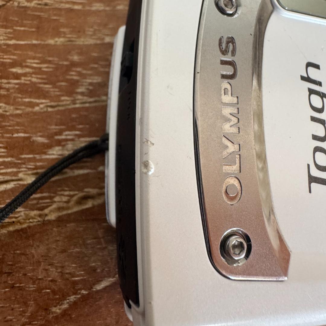OLYMPUS TOUGH TG-310 ホワイト 動作確認済 コンデジ