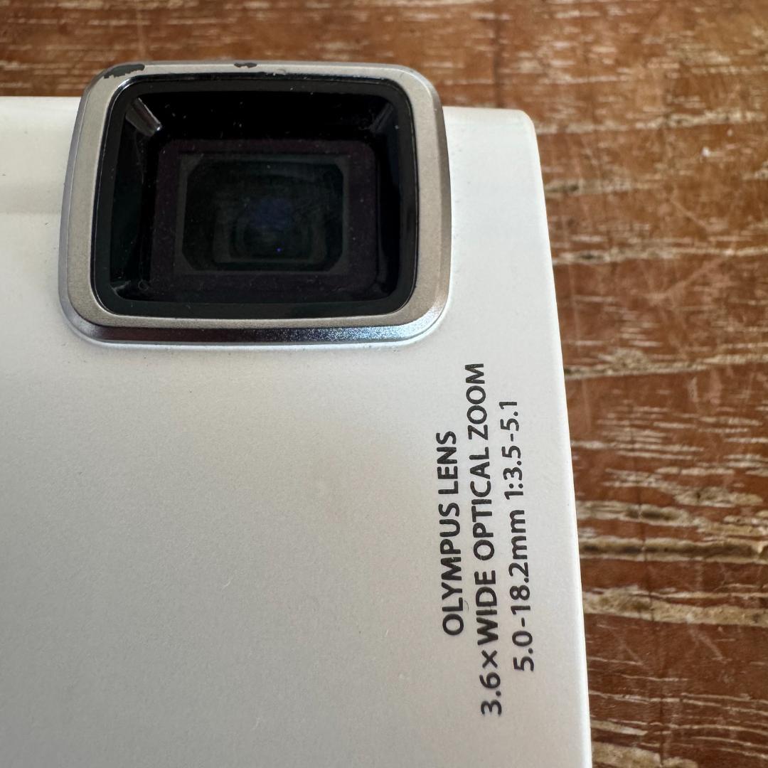 OLYMPUS TOUGH TG-310 ホワイト 動作確認済 コンデジ