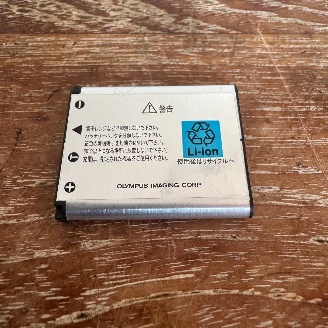 OLYMPUS TOUGH TG-310 ホワイト 動作確認済 コンデジ