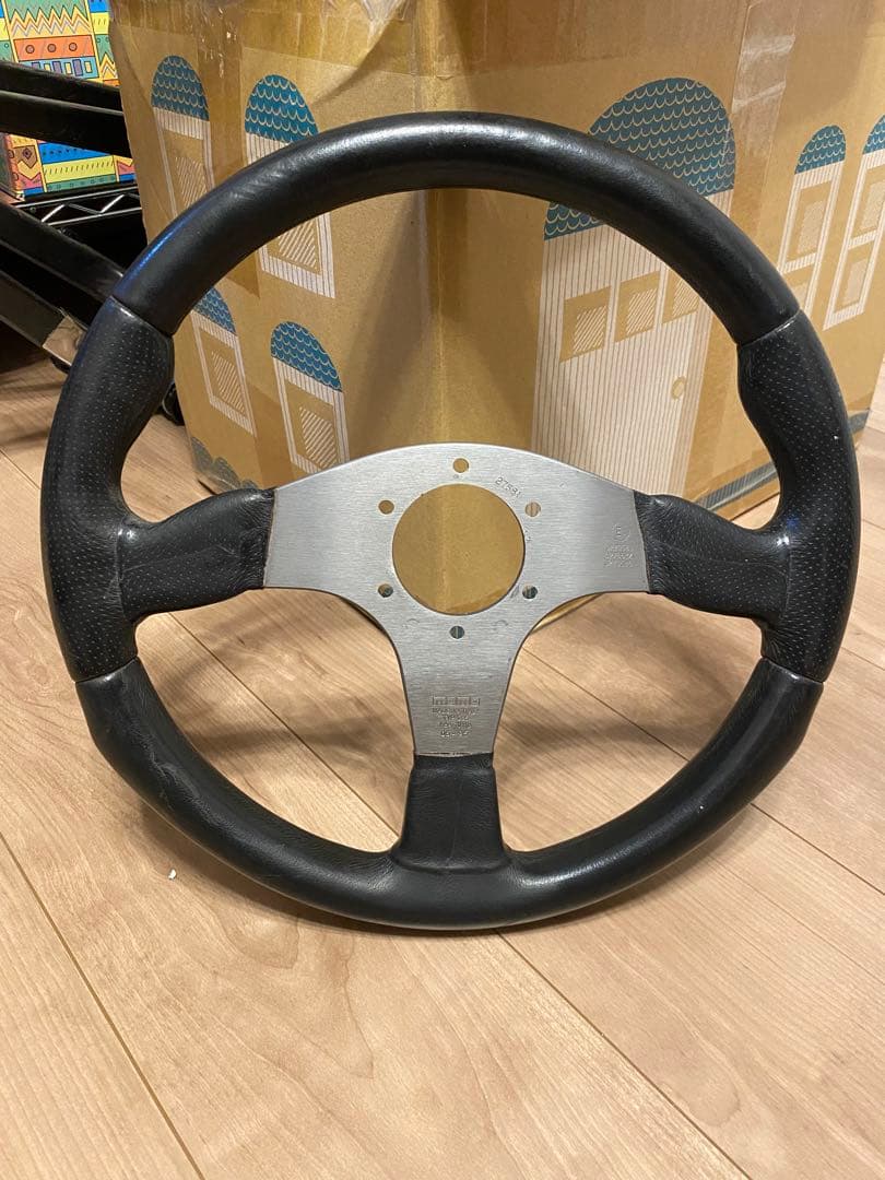 ゴ*イ様 MOMO レース