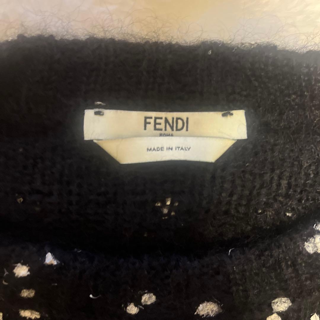 FENDI 黒 ドット柄 長袖ニットセーター