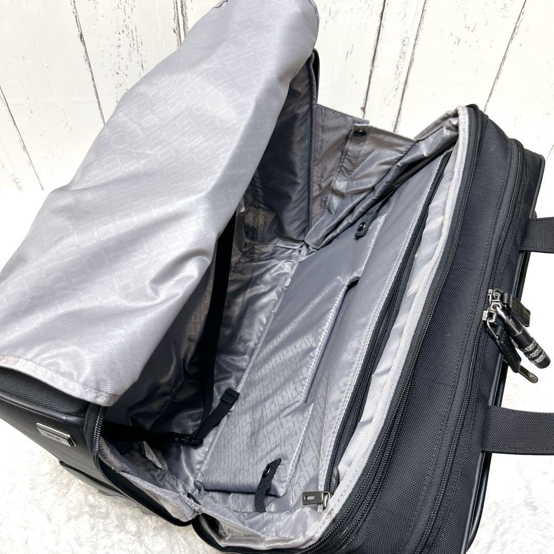 ace. キャリーケース 機内持込可 鍵付 拡張式 ブラック