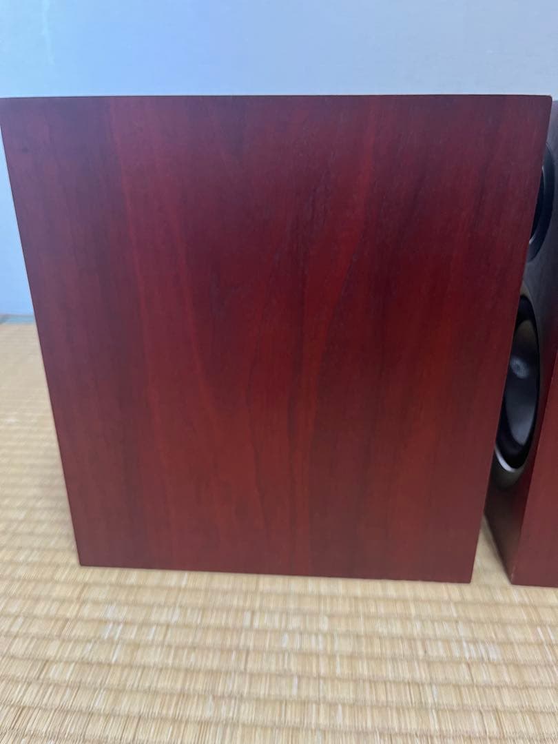 Bowers & Wilkins 707 S2 スピーカー