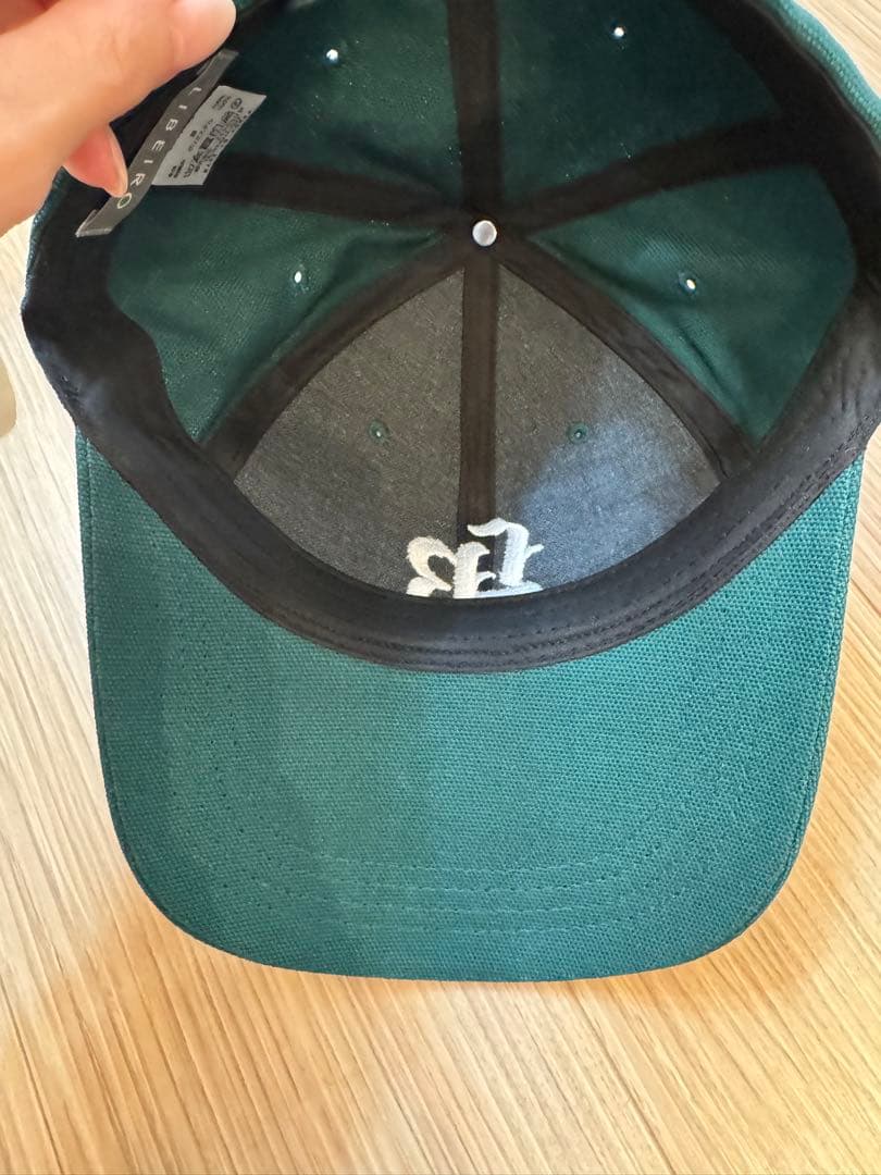 【試着のみ未使用】LIBEIROリベイロカラバリエンブロロゴキャップ