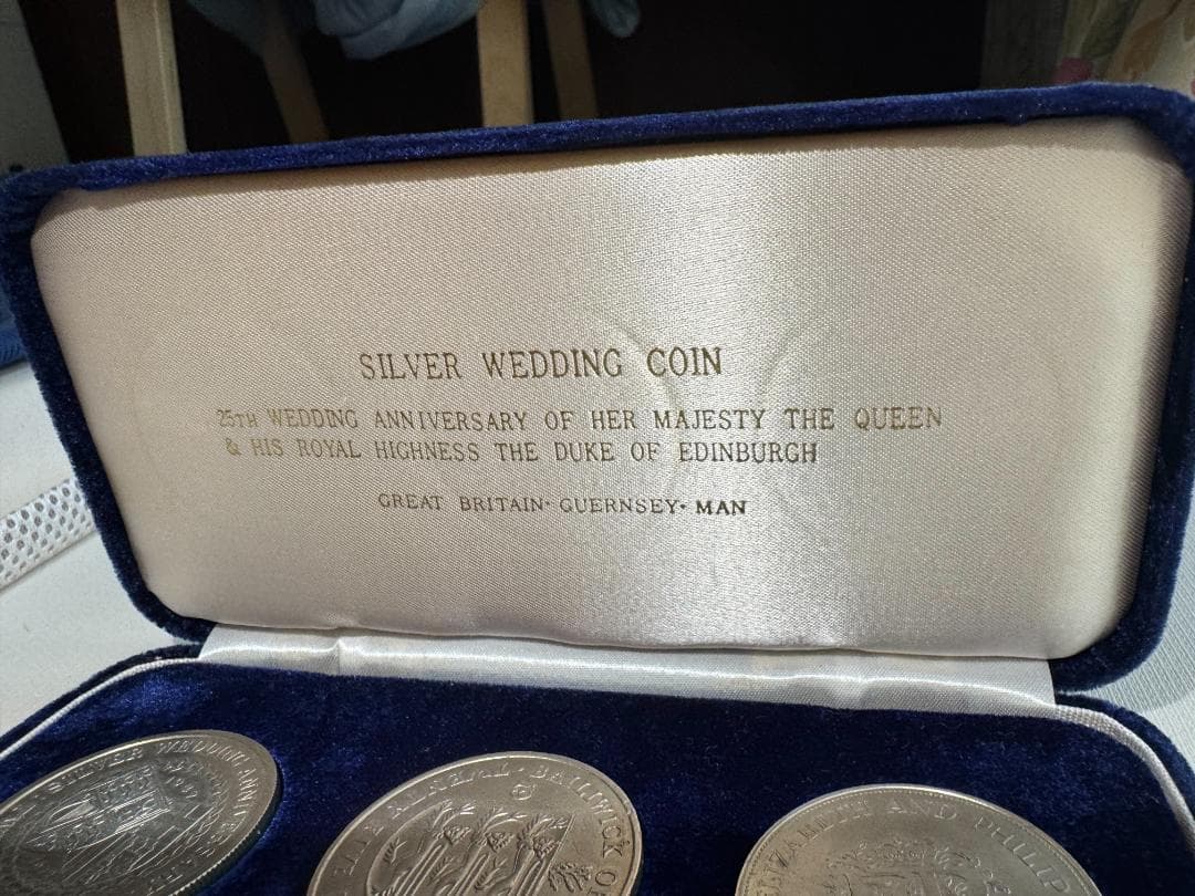 SILVER WEDDING COIN 英国 エリザベス女王 記念