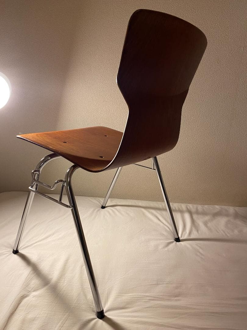 Casala obo-Formsitz PAGWOOD　スタッキングチェア