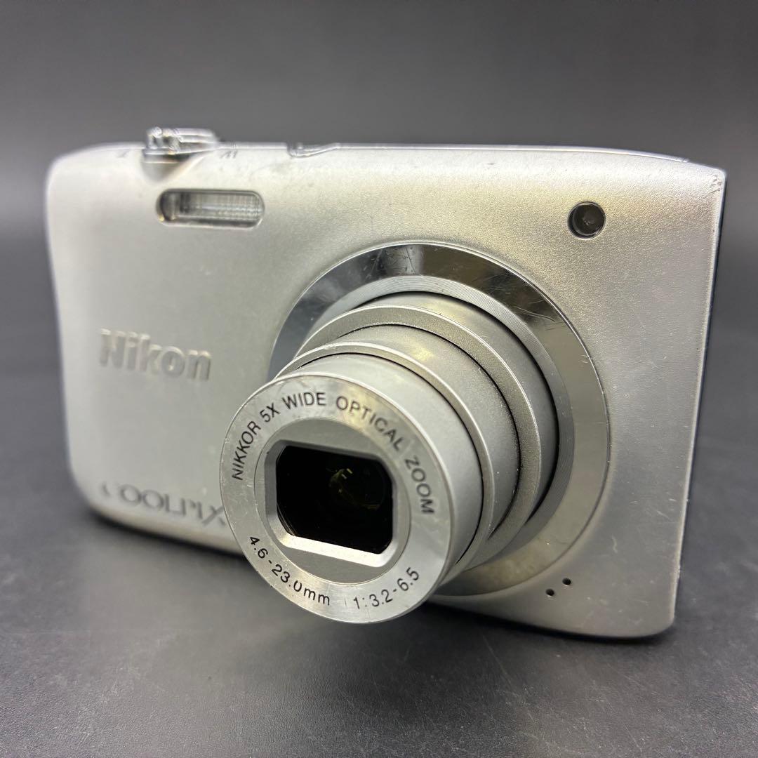 ニコン Nikon COOLPIX A100 動作品　デジカメ　クールピクス