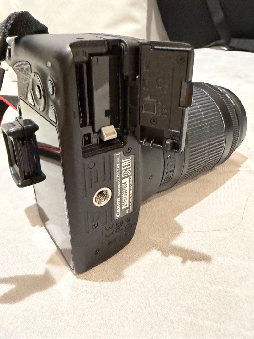 Canon EOS Kiss X7 レンズキット EF-S18-55mm