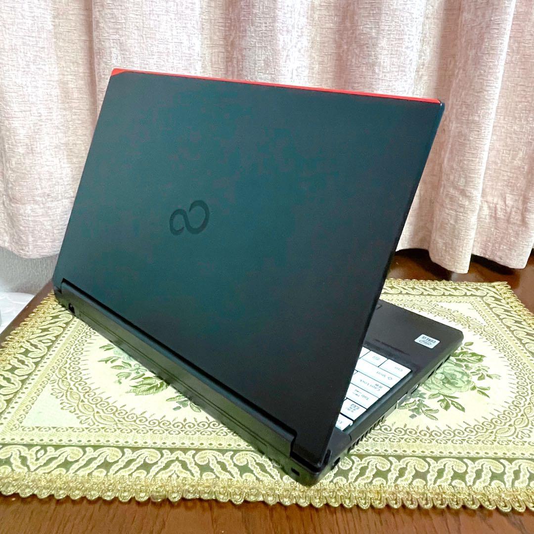 美品⭐︎第10世代Corei5⭐︎SSD⭐︎ノートパソコン⭐︎オフィス付き⭐︎ブラック