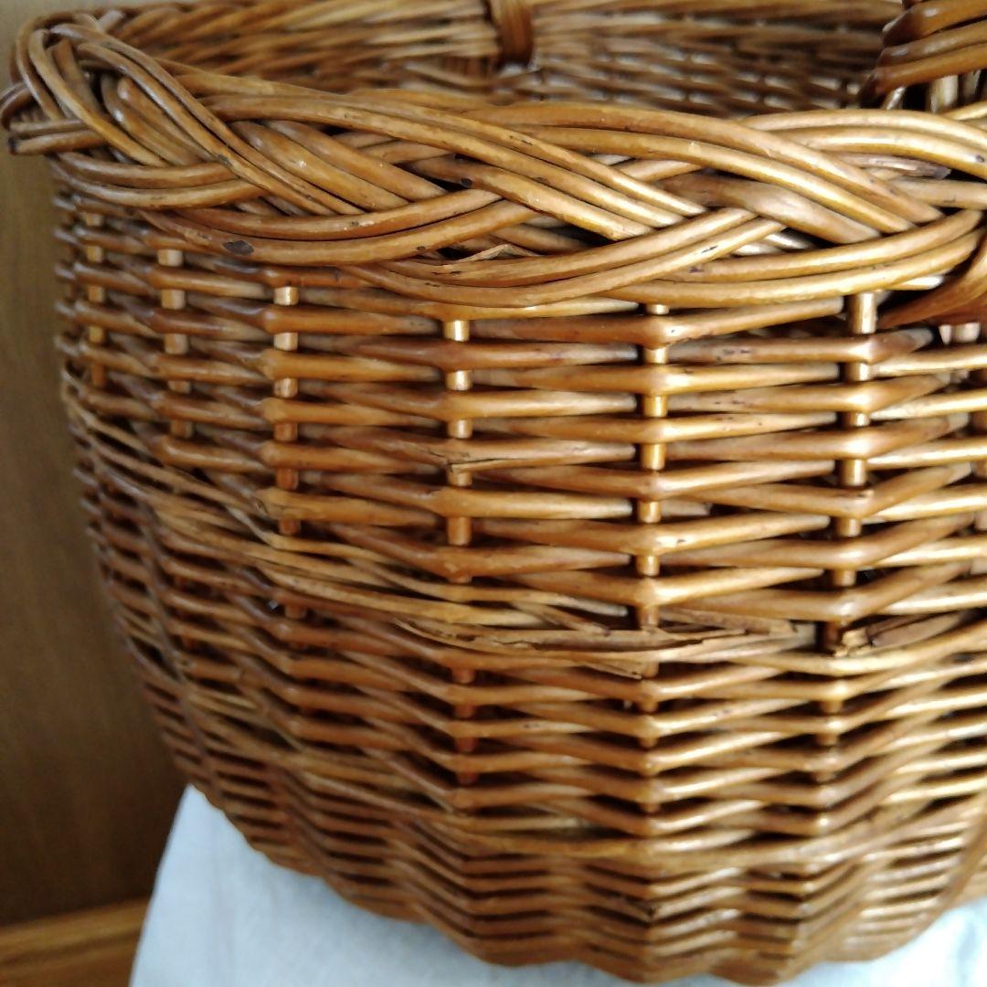 フランスアンティーク　バスケット