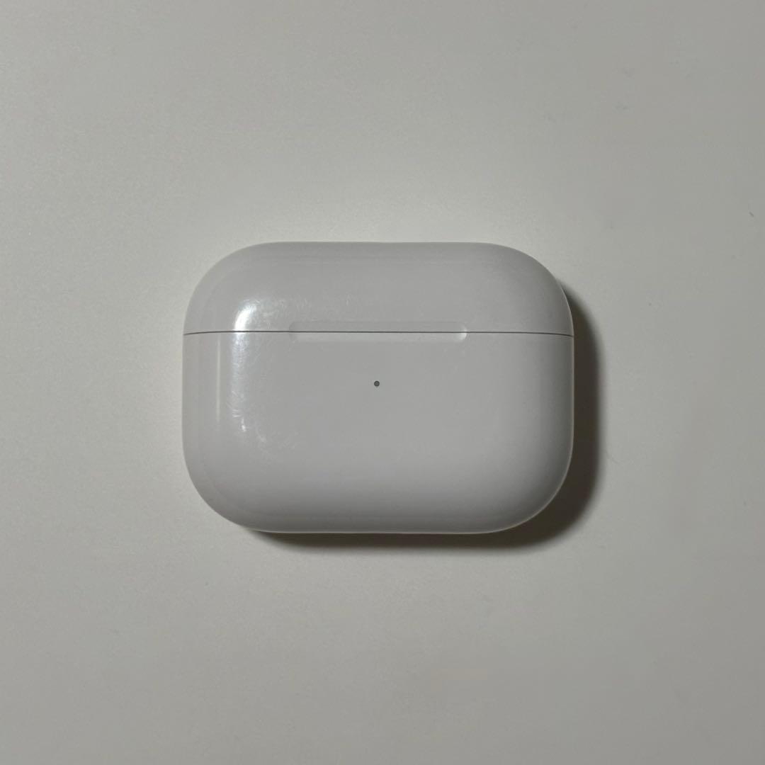 Apple AirPods Pro 第1世代 充電ケース付 ワイヤレスイヤホン