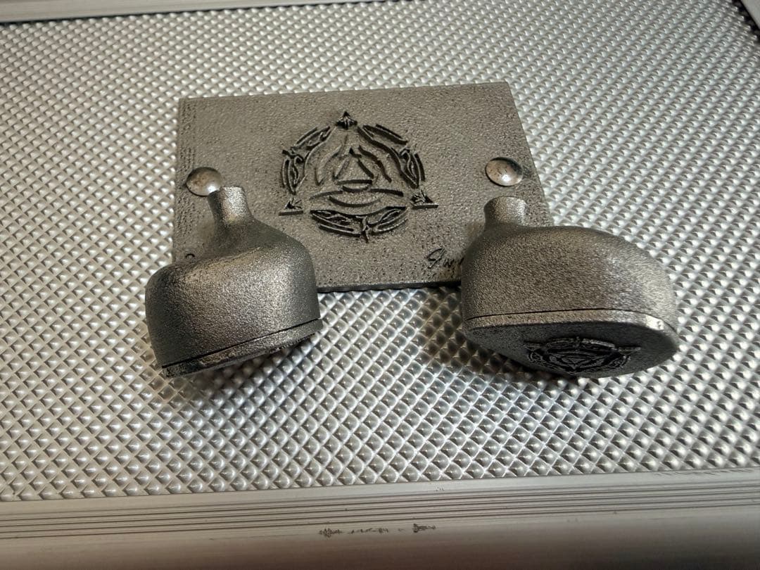 Epic Audio Intoxication イヤホン