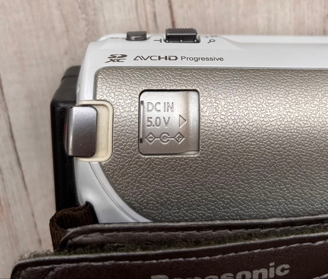 Panasonic HC-V550M 本体