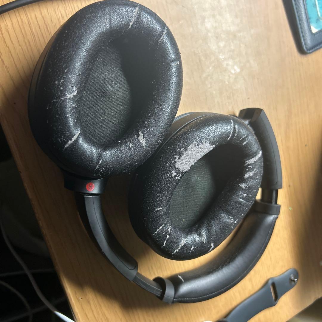 WH-1000xm4 専用ケース付き