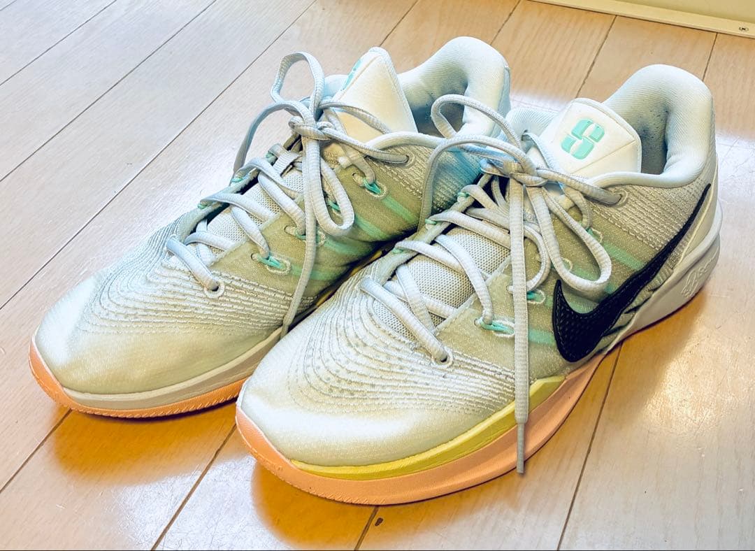 美品 Nike サブリナ3 ローカット バスケシューズ 25㎝軽量 数回使用