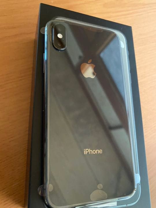 iPhone Xs Space Gray 256 GB SIMフリー