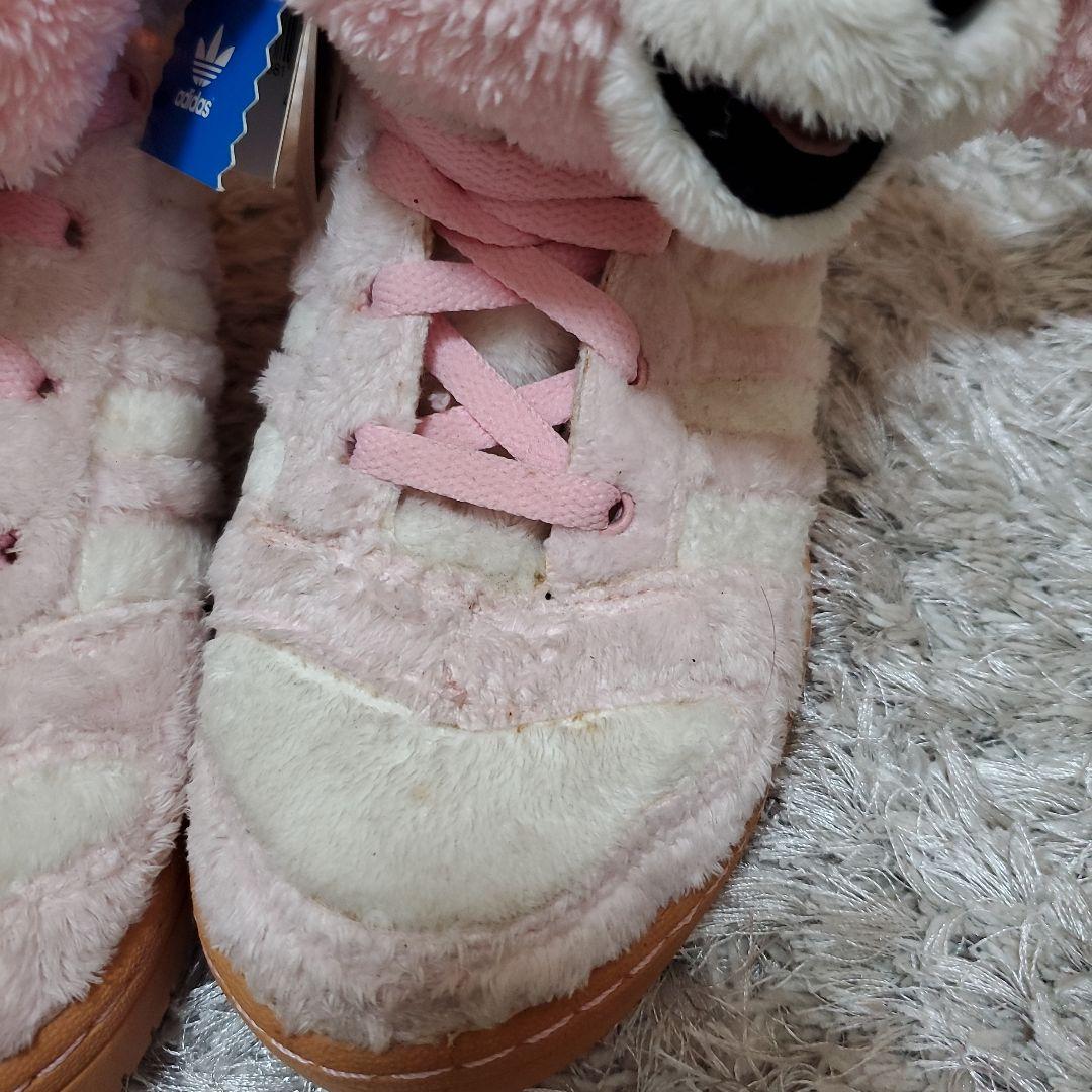 【リリー】クマ顔デザイン ピンクスニーカー