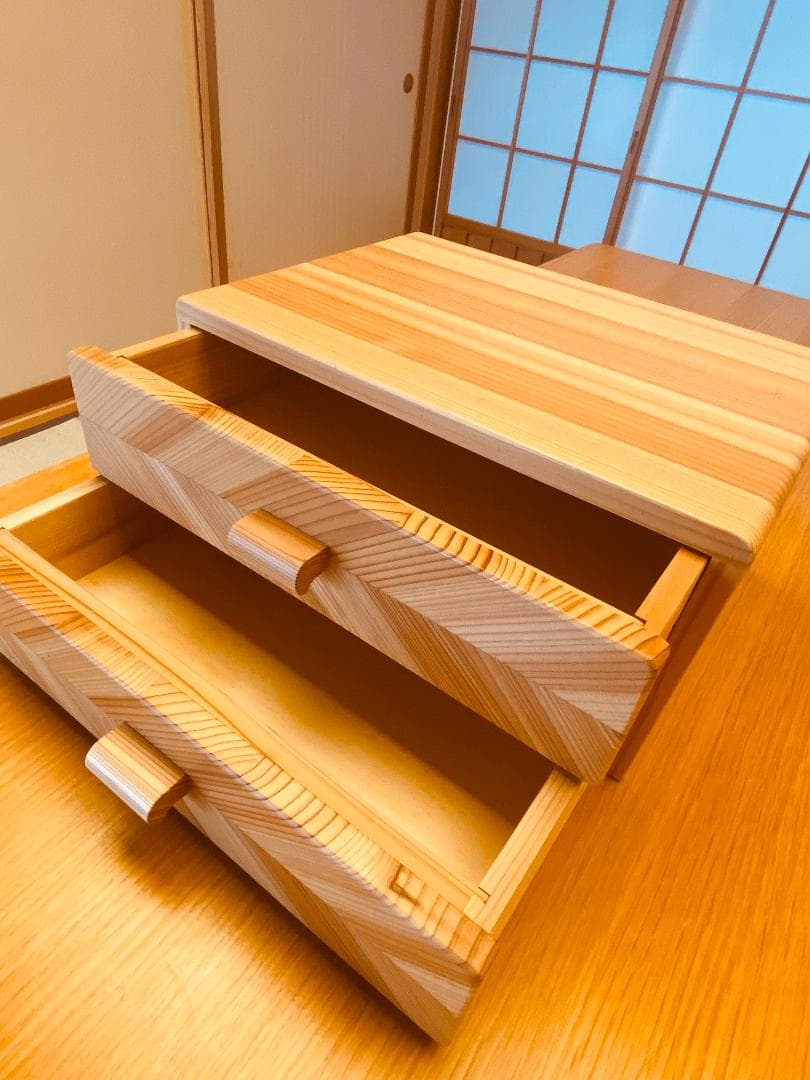 杉　矢羽模様の組子　小引き出し　※値下げしました！