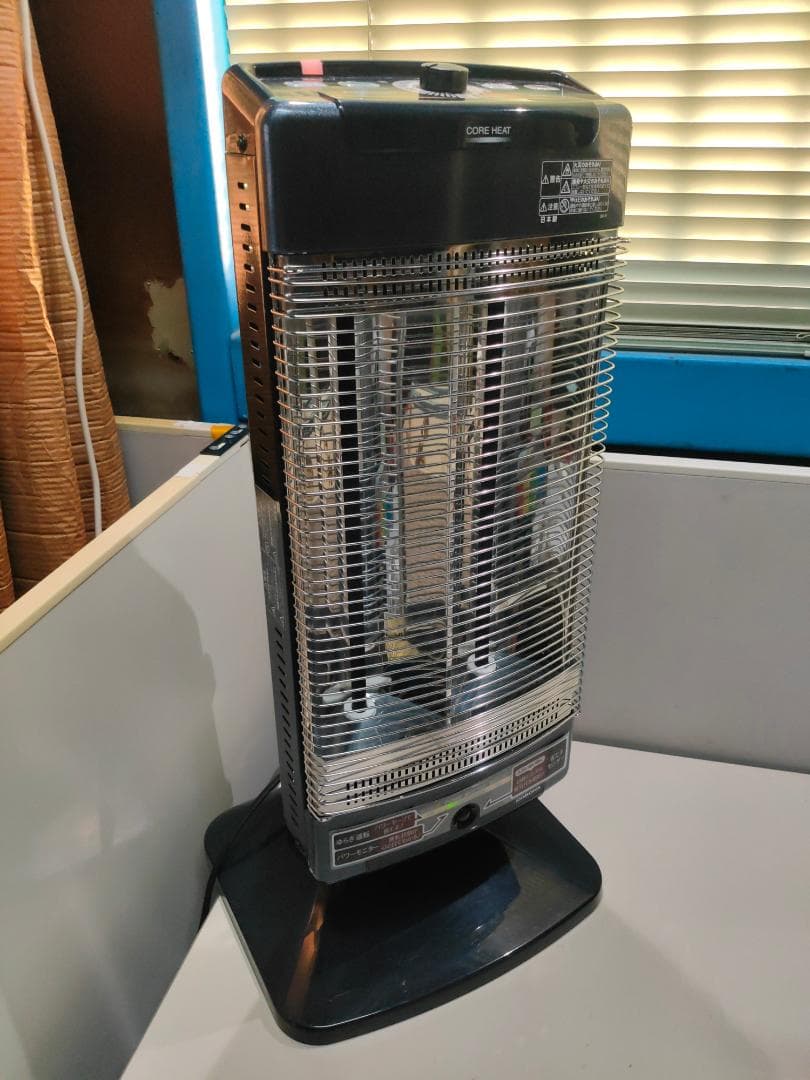 CORONA遠赤外線ヒーター☆11段階調整☆自動首振り☆2018年製【美品】