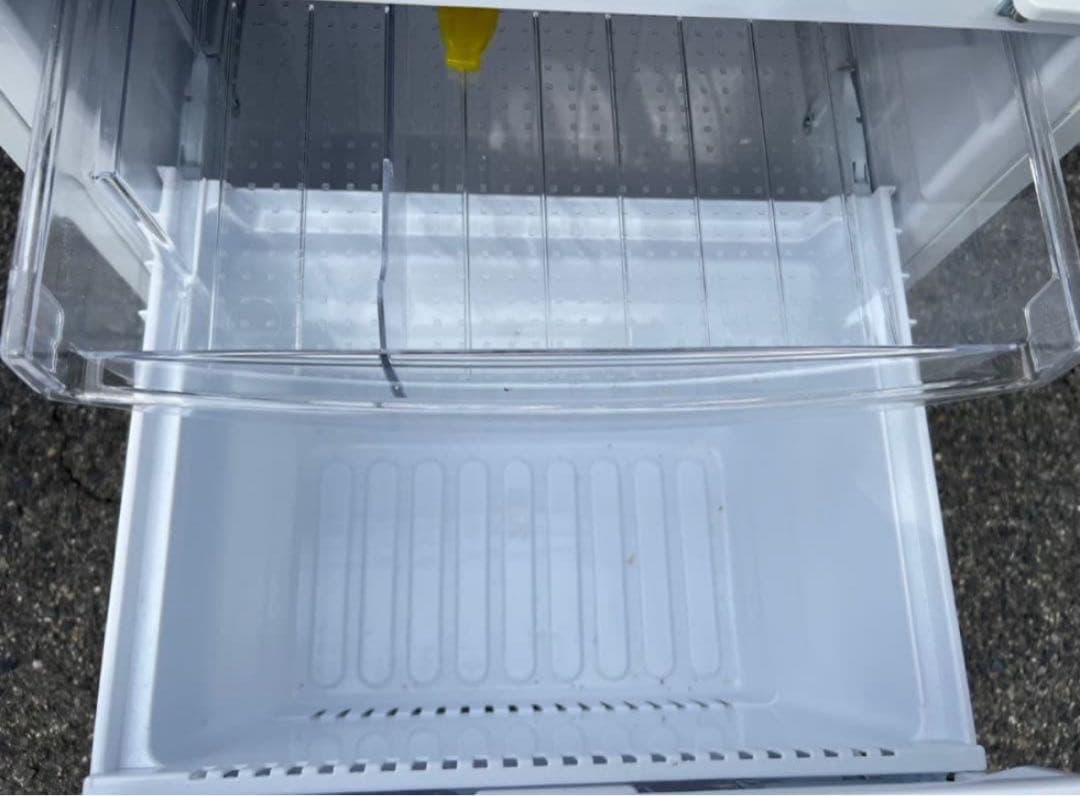 2017年式 137L シャープ冷蔵庫 SJ-G14E4-W