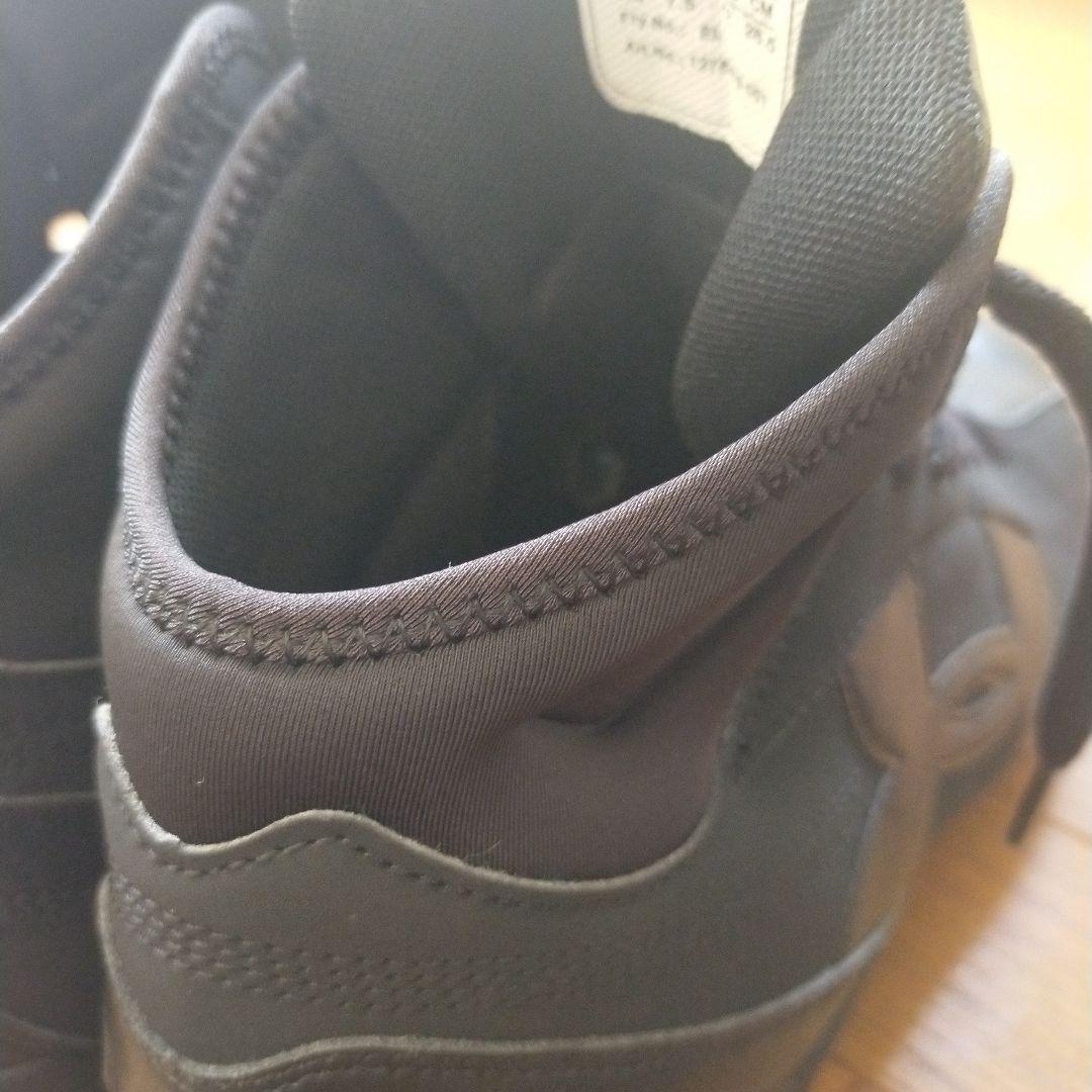 未使用　アンダーアーマー　野球　スパイク　ハイカット　ミドルカット　金具