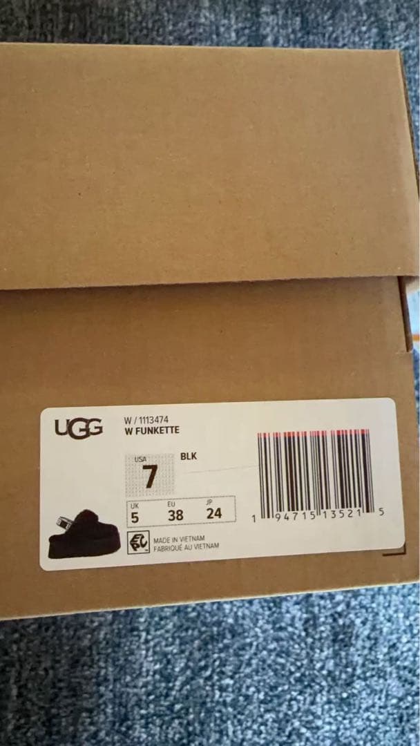 UGG - W FUNKETTE 【1113474-BLK】 （BLK）