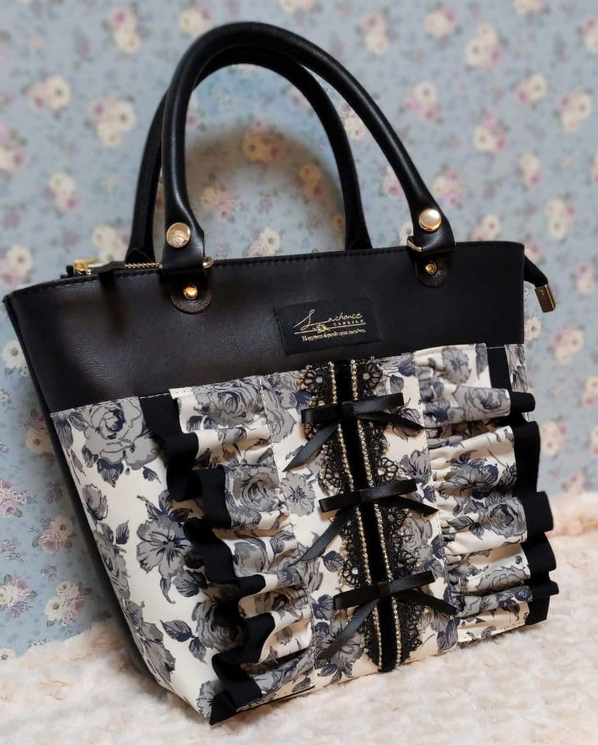 顕*様 リバティ　フラップファスナートート　カーライン　グレー