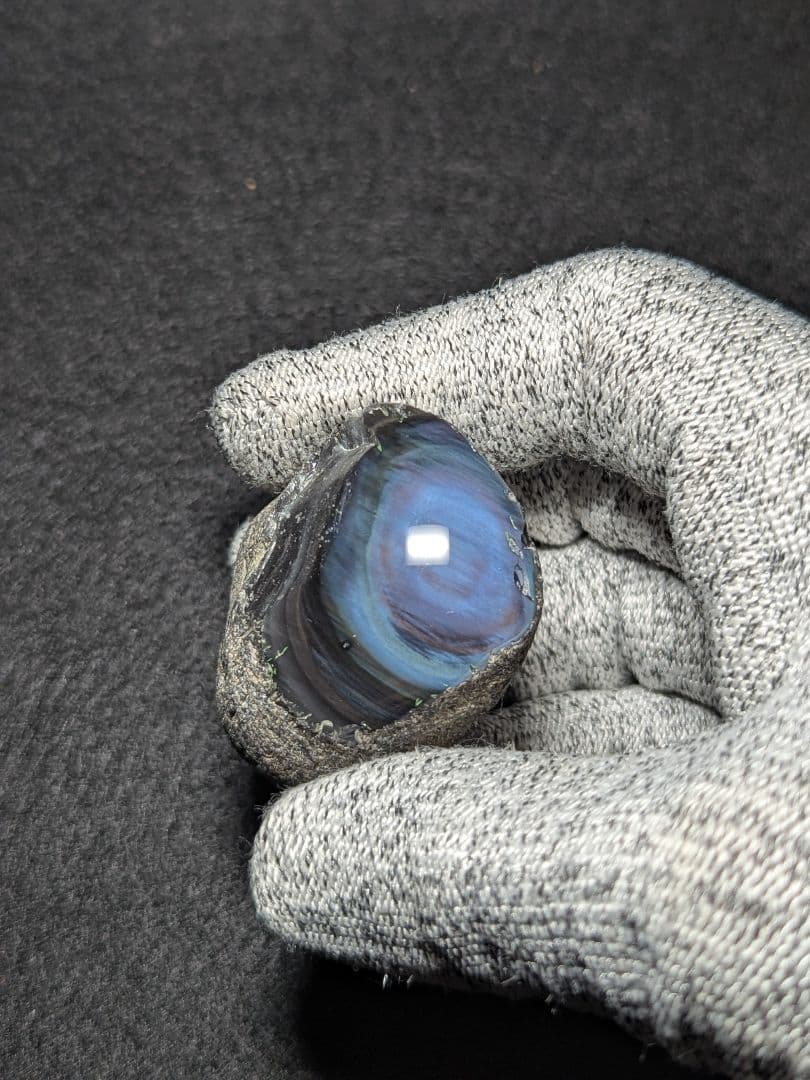 【研磨品】十勝石玲瓏　北海道産レインボーオブシディアン　十勝石　玲瓏石