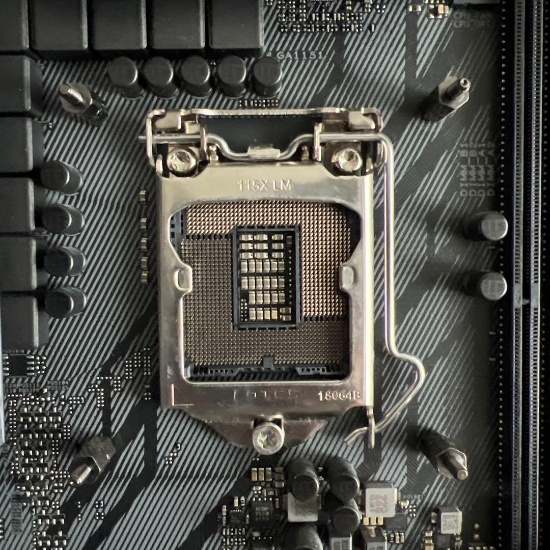 ROG STRIX Z370-F GAMING マザーボード